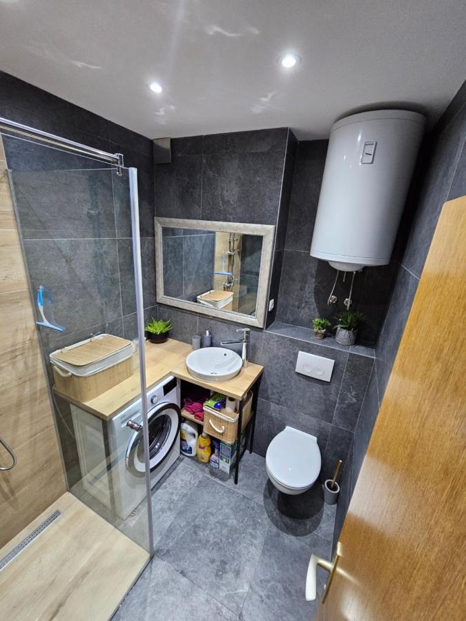 Nona Apartman Zára Kültér fotó